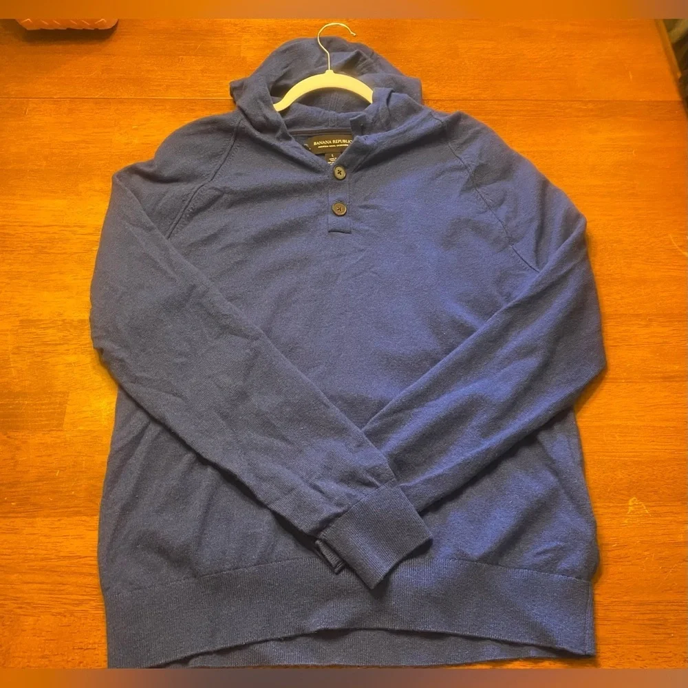 Banana Republic Men’s Blue Hooded Merino/Cashmere Sweater